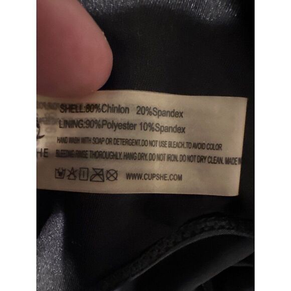 NWT Cupshe Black Floral Print Halter One Piece Vacation Swimsuit Size Small - Picture 13 of 16